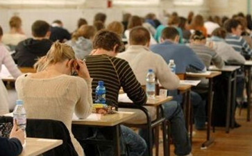 留学生代考