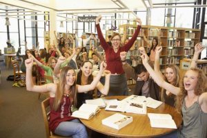 揭秘澳洲奢侈品品牌营销硕士课程