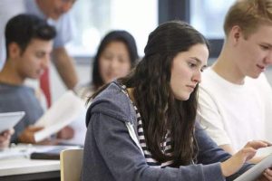 澳大利亚大学要读几年