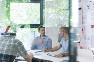 留学生小组作业应该如何写？