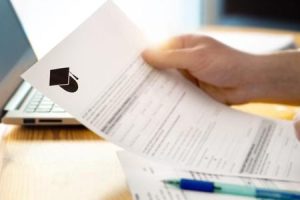 如何完成英文学术论文写作？