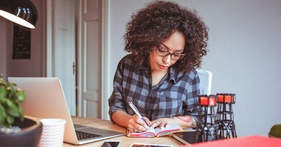 正在参加Exam的留学生