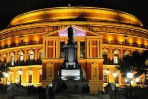 中央演讲和戏剧学院Essay辅导润色修改课程