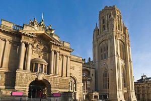 布里斯托大学Essay辅导润色修改课程