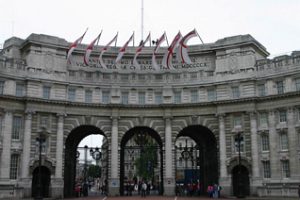 阿伯泰邓迪大学Essay辅导润色修改课程