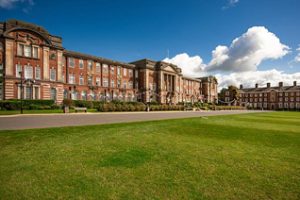 利兹贝克特大学Essay辅导润色修改课程