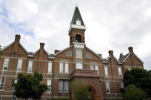 德雷克大学论文补习辅导