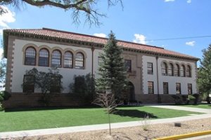 新墨西哥高地大学论文补习辅导