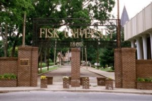 费斯克大学论文补习辅导