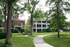 霍林斯大学论文补习辅导