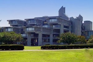 马萨诸塞大学论文补习辅导