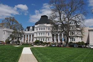 布莱诺大学论文补习辅导