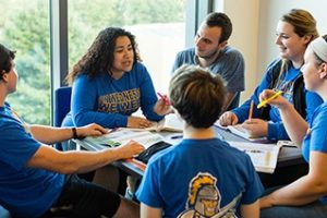 伍斯特州立大学论文补习辅导