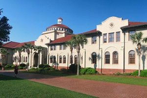 瓦尔多斯塔州立大学论文补习辅导