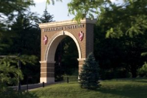 贝拉明大学论文补习辅导