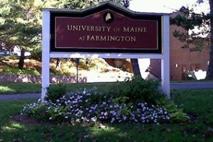 缅因大学法明顿分校论文补习辅导