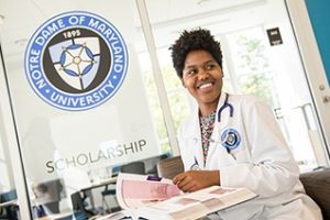 马里兰圣母学院论文补习辅导