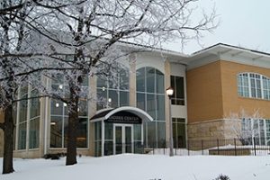 上爱荷华大学论文补习辅导