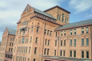 宾州曼斯菲尔德大学论文补习辅导