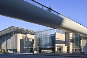 洛杉矶艺术学院论文补习辅导