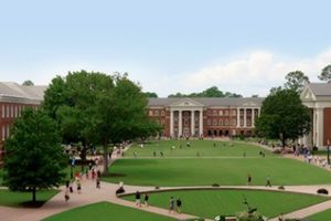 克里斯托弗新港大学论文补习辅导