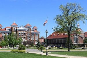 锡耶纳赫兹大学论文补习辅导