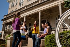 奥利弗拿撒勒大学论文补习辅导