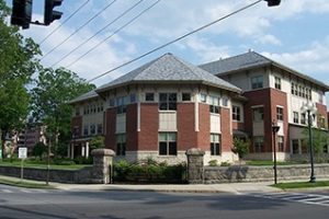 纽约州立大学帝国州立学院论文补习辅导