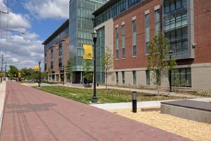 罗文大学论文补习辅导