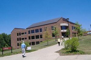 印第安纳大学东南分校论文补习辅导