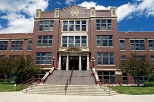 迈诺特州立大学论文补习辅导