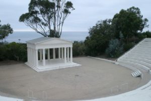 波因特洛马拿撒勒大学论文补习辅导