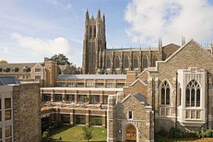 留学生经济作业辅导机构推荐