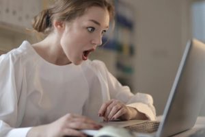 千辛万苦发表的论文，同僚却说搜不到？论文关键词实用技巧来了！